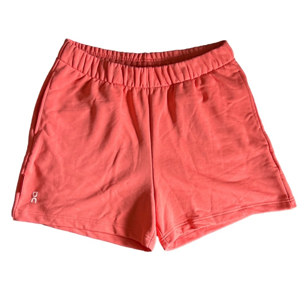 On Cloud Women's Cozy Athletic Coral Shorts XL Athleisure